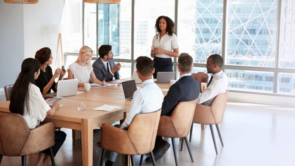 Funcion-BUSCARV-en-Excel-con-ejemplo-practico-de-formula-paso-a-paso